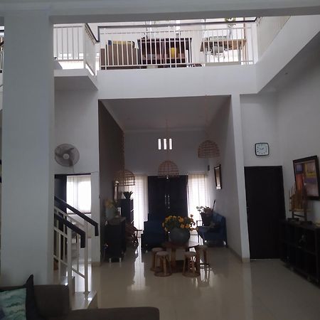 Villa Padasuka Raisa By Grorental Bandung Zewnętrze zdjęcie