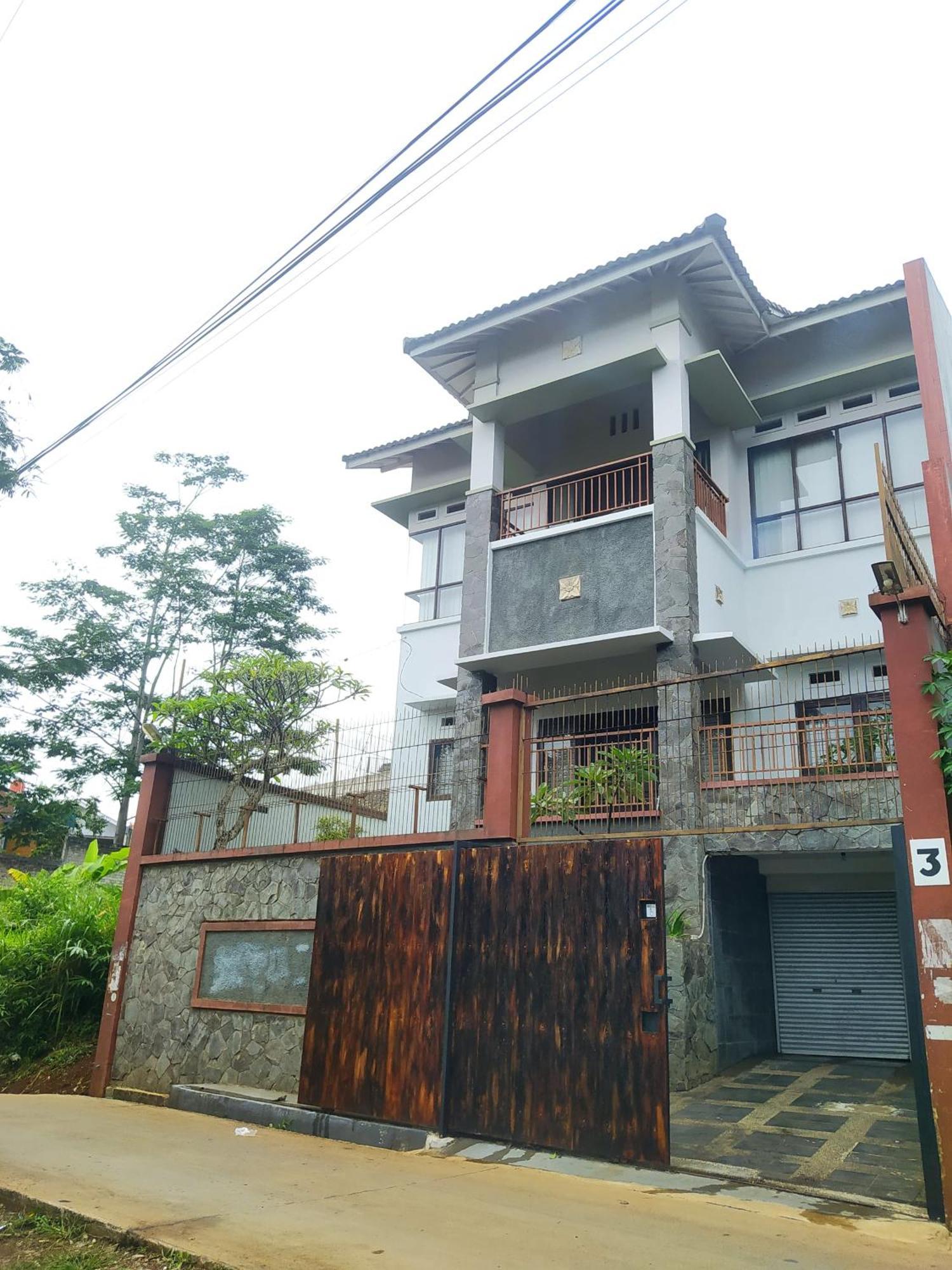 Villa Padasuka Raisa By Grorental Bandung Zewnętrze zdjęcie